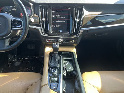 Used 2018 Volvo S90 T5 Momentum w/ Convenience Package FWD image 25