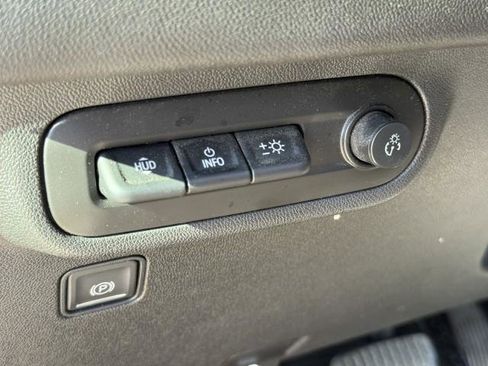 Used 2022 GMC Terrain AT4 w/ Tech Package image 20