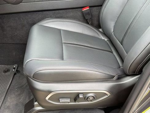New 2026 Jeep Grand Wagoneer Limited AWD/4WD image 15