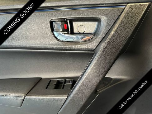 Used 2017 Toyota Corolla XSE w/ Carpet Mat Package (TMS) FWD image 19