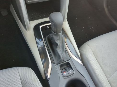 Certified 2023 Toyota Corolla Cross L image 13