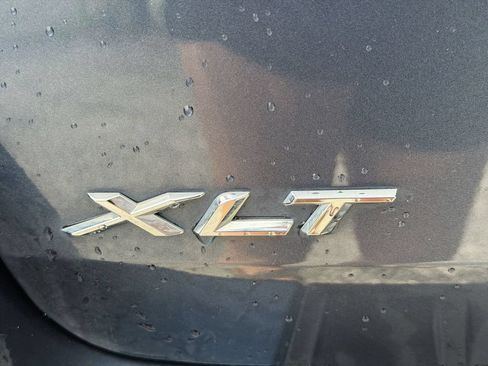 Used 2020 Ford Explorer XLT w/ Comfort Package RWD image 30