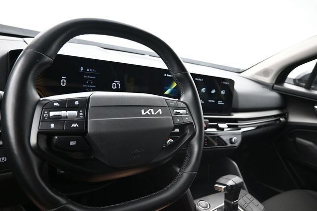Used 2026 Kia Sportage LX FWD image 10