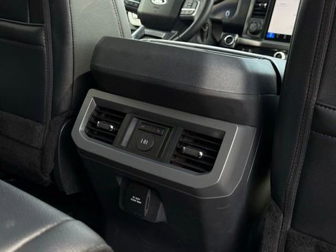Used 2026 Ford F250 Lariat w/ Lariat Ultimate Package AWD/4WD image 27