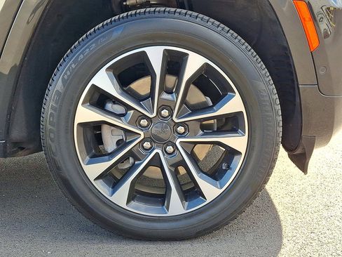 Used 2022 Jeep Grand Cherokee L Overland image 8