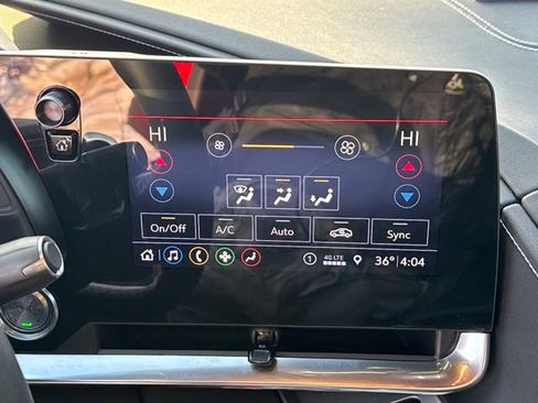 Used 2020 Chevrolet Corvette Stingray Coupe w/ 1LT image 21