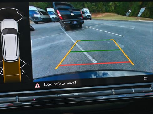 Used 2024 Volkswagen Atlas Peak Edition SE image 26