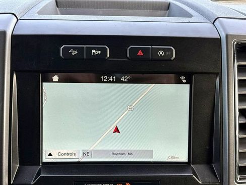 Used 2017 Ford F150 XLT w/ Equipment Group 302A Luxury image 21