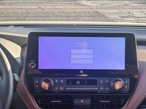 New 2026 Toyota Grand Highlander AWD Hybrid image 17