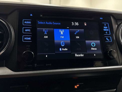 Certified 2018 Toyota Tacoma TRD Sport image 18