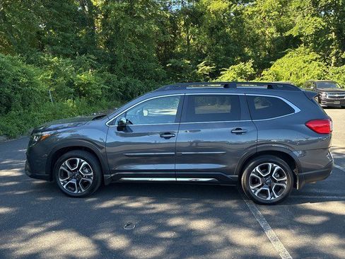 Used 2023 Subaru Ascent Limited w/ Technology Package AWD/4WD image 2