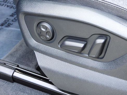 Used 2017 Audi Q7 3.0T Prestige image 49