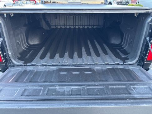 Used 2022 Chevrolet Colorado ZR2 image 9