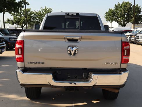Used 2022 RAM 3500 Laramie AWD/4WD image 4