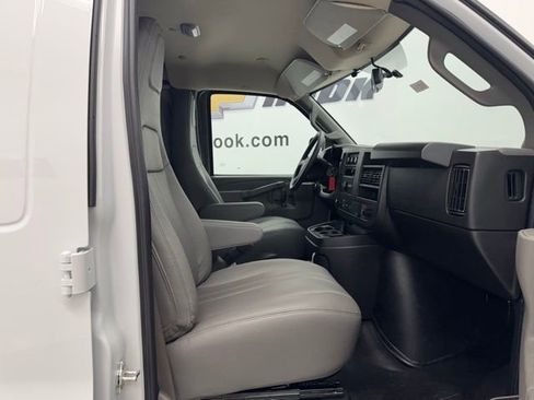 New 2025 Chevrolet Express 2500 Work Van w/ Driver Convenience Package image 26