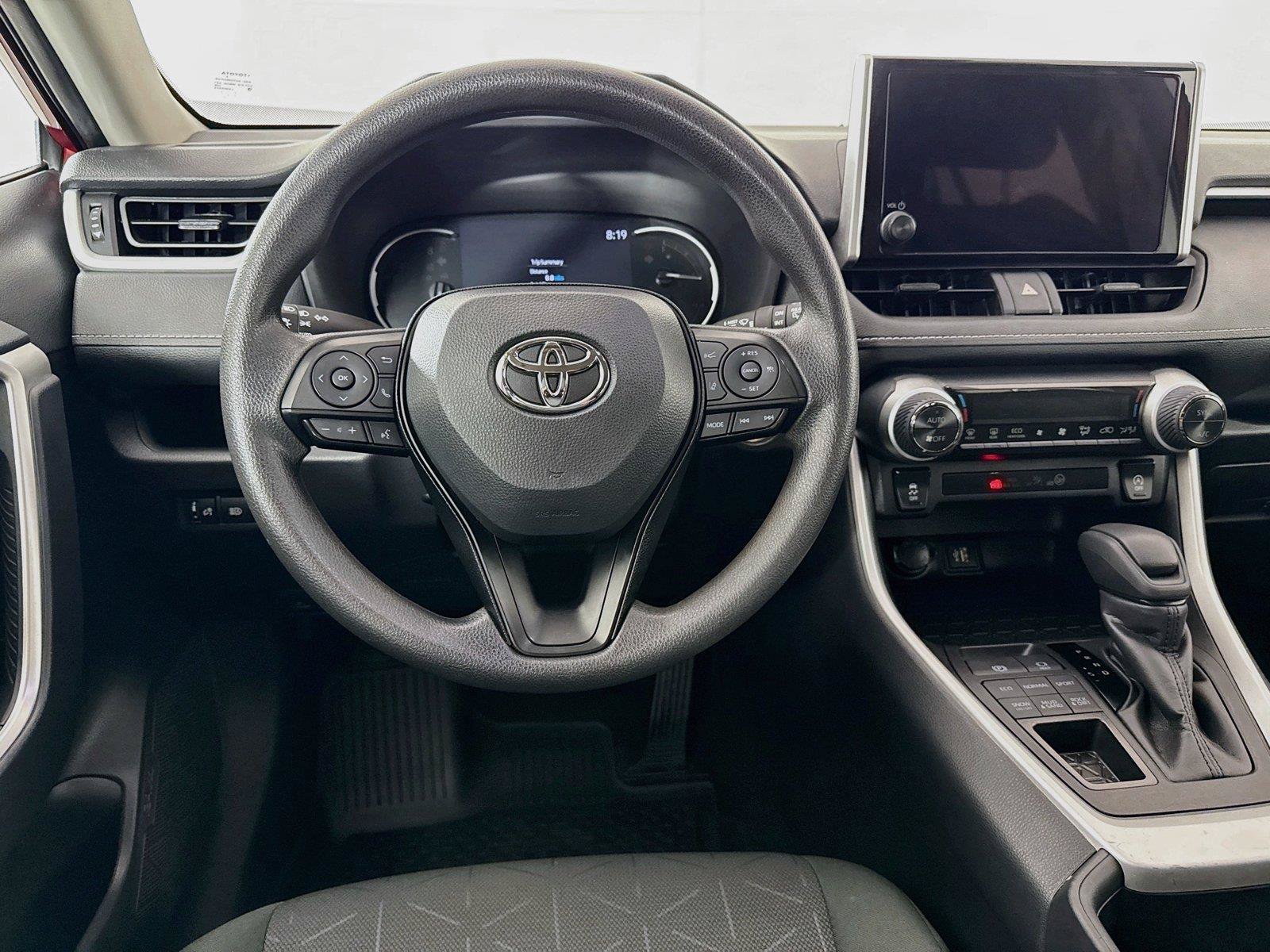 Certified 2025 Toyota RAV4 XLE AWD/4WD image 29