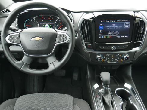 Certified 2024 Chevrolet Traverse LT AWD/4WD image 18