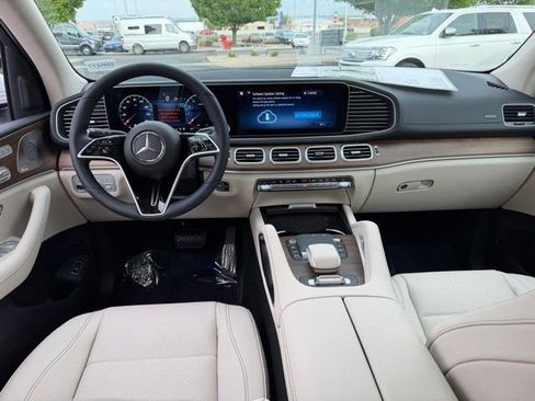New 2026 Mercedes-Benz GLS 450 4MATIC image 20