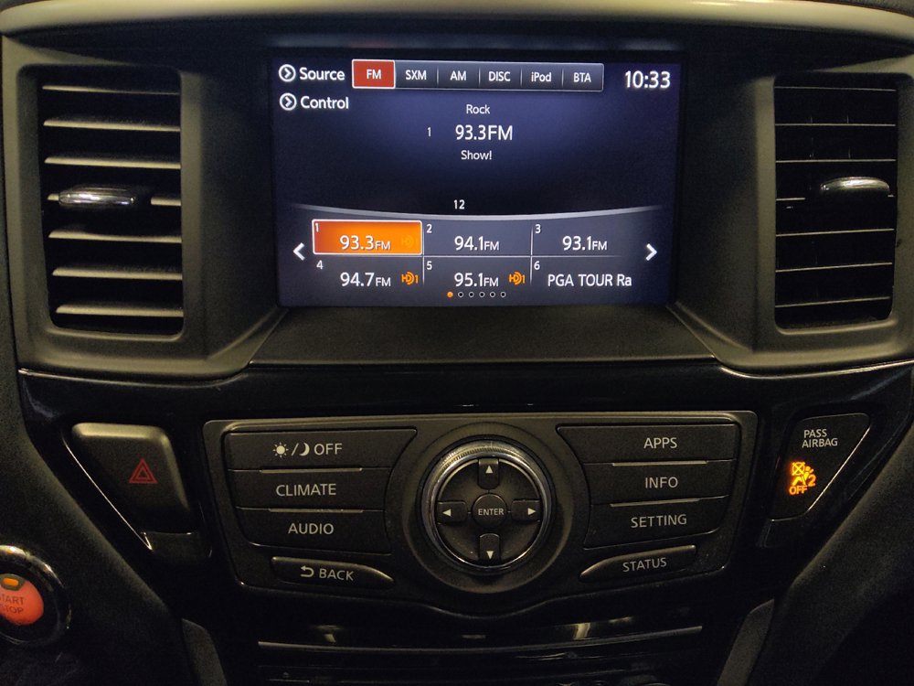 Used 2020 Nissan Pathfinder S FWD image 25