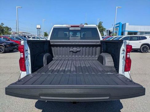 New 2026 Chevrolet Silverado 1500 LT w/ Z71 Off-Road Package AWD/4WD image 14