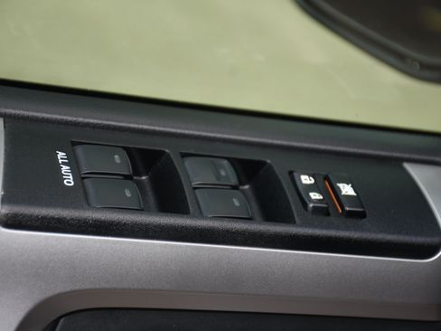 Used 2023 Toyota 4Runner SR5 Premium w/ Moonroof Package AWD/4WD image 12