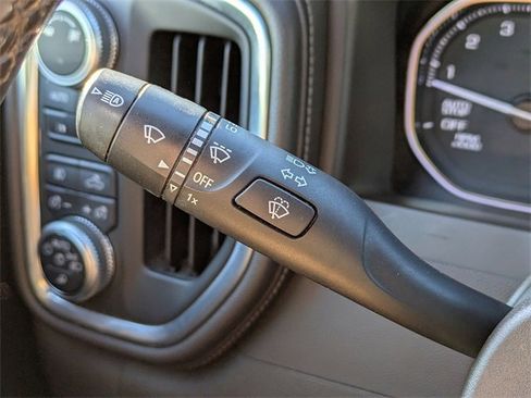 Used 2019 GMC Sierra 1500 SLT w/ SLT Premium Plus Package image 28