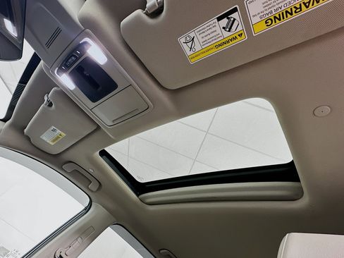 Used 2023 Honda CR-V EX-L image 24