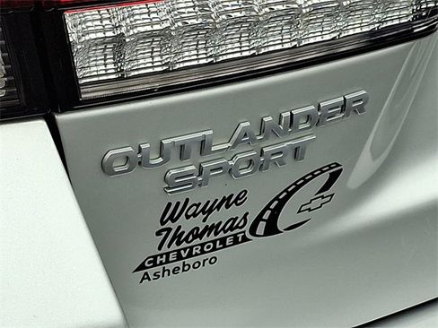 Used 2020 Mitsubishi Outlander Sport ES image 30