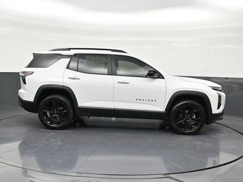 Used 2026 Chevrolet Equinox LT w/ Midnight Edition image 7