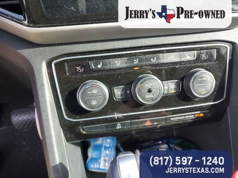 Used 2023 Volkswagen Atlas SEL image 8