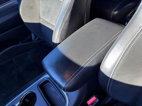 Used 2018 Dodge Durango SRT w/ Technology Group image 35