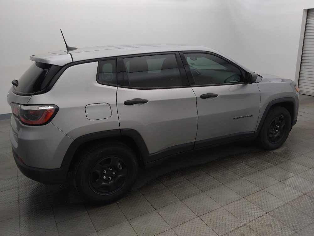 Used 2019 Jeep Compass Sport FWD image 10