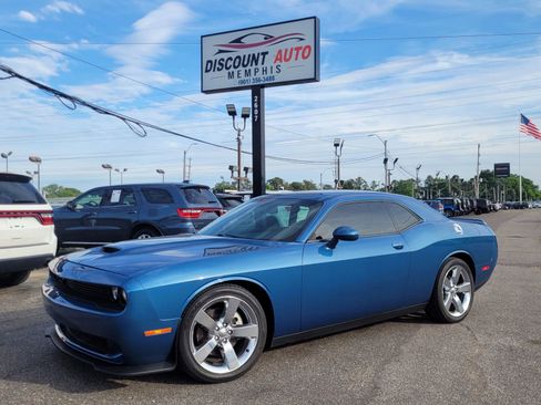 Used 2022 Dodge Challenger GT RWD image 1