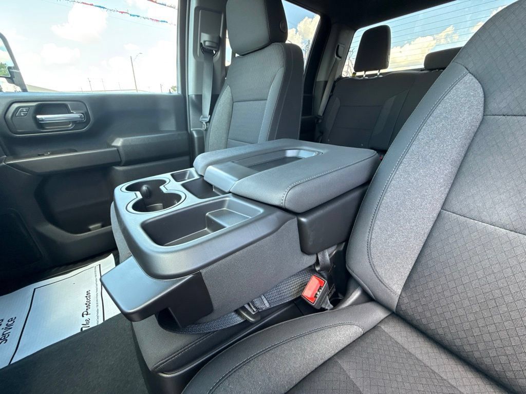 New 2026 Chevrolet Silverado 2500 Custom w/ Custom Value Package AWD/4WD image 14