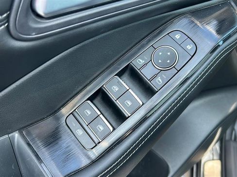 Used 2024 Nissan Rogue SL w/ SL Premium Package image 20