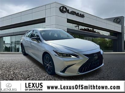 New 2025 Lexus ES 350 w/ Premium Package