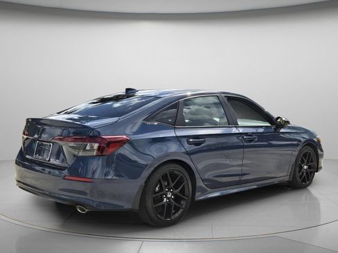 Used 2025 Honda Civic Sport image 7
