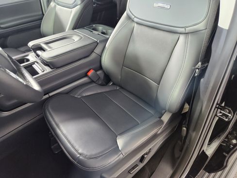 New 2026 Ford Expedition Platinum w/ Driver's Package image 12