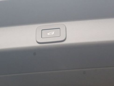 New 2025 Land Rover Range Rover Sport Autobiography image 13