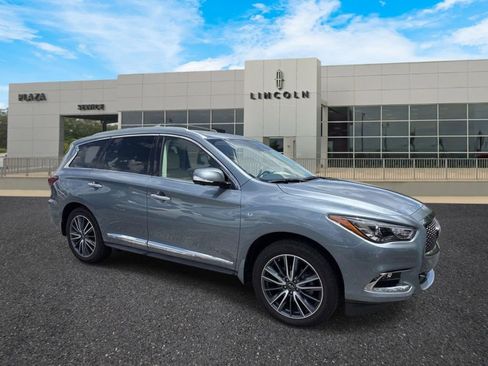 Used 2019 INFINITI QX60 Luxe w/ Sensory Package AWD/4WD image 1