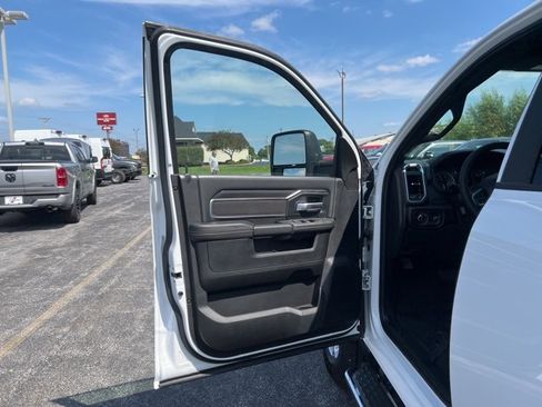 Used 2025 RAM 2500 Big Horn image 20
