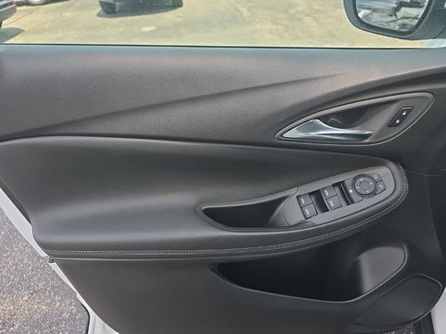 Used 2025 Buick Encore GX Preferred FWD image 14