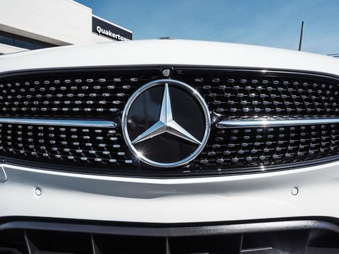 Used 2022 Mercedes-Benz E 350 4MATIC Sedan image 53