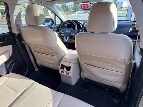 Used 2016 Subaru Outback 2.5i Limited AWD/4WD image 23