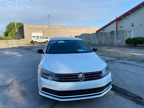 Used 2016 Volkswagen Jetta S FWD image 8