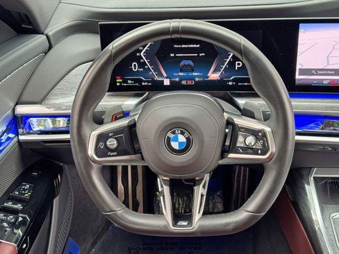 Used 2023 BMW 760i xDrive AWD/4WD image 22