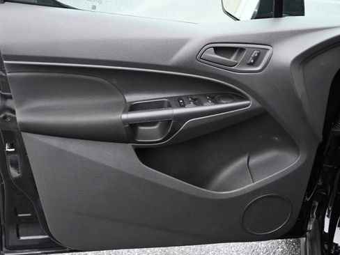 Used 2018 Ford Transit Connect XL image 15