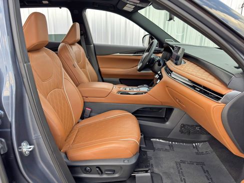 Used 2025 INFINITI QX60 Autograph w/ Cargo Package image 16