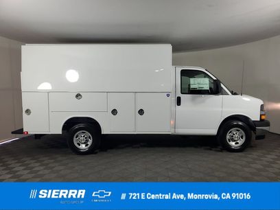 New 2025 Chevrolet Express 3500 w/ Power Convenience Package