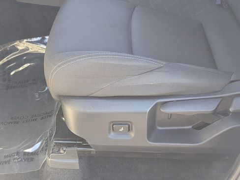 Used 2024 Toyota Tacoma SR image 17